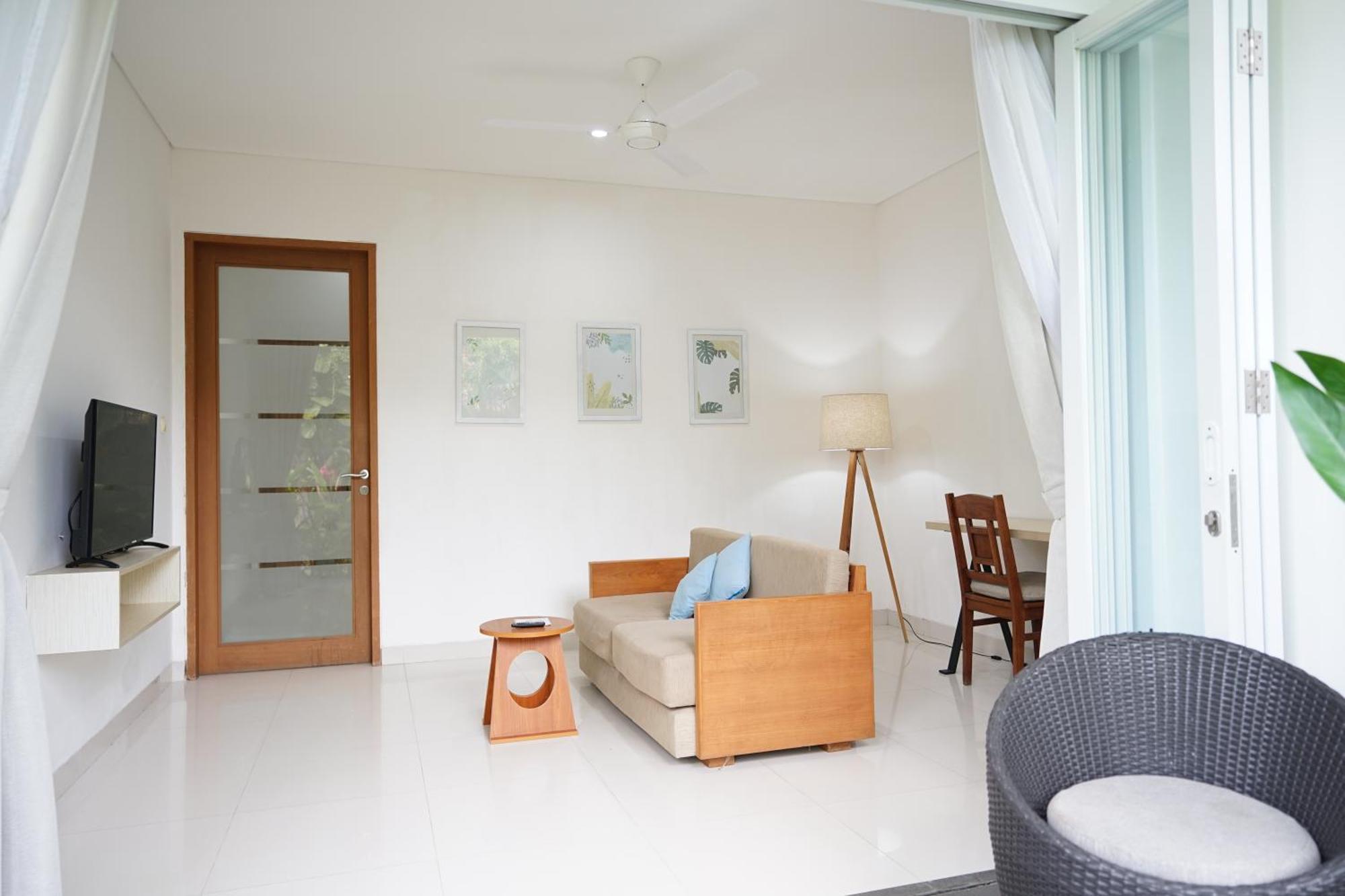 Resor Harmony Seminyak (Bali)