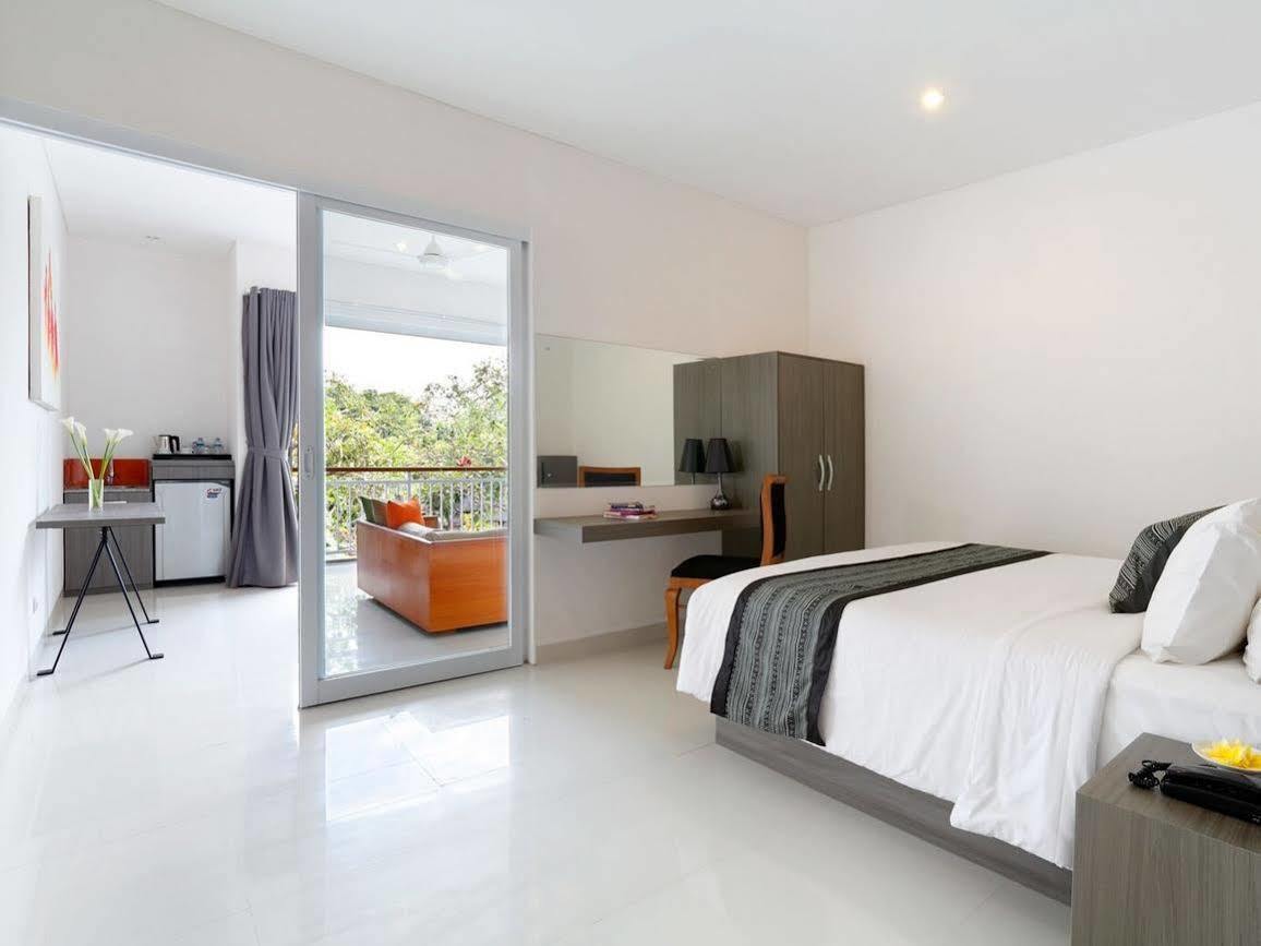Resor Harmony Seminyak (Bali)